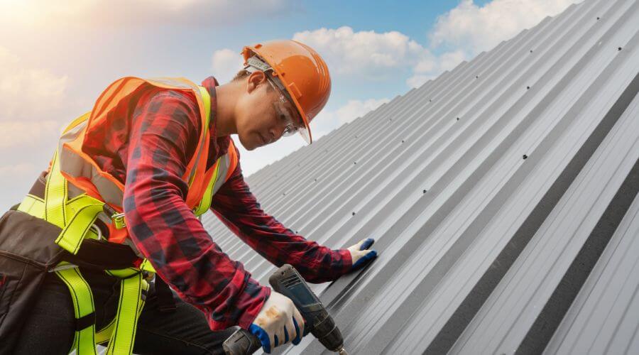 Owens Corning roofing contractor in Queen City, MO